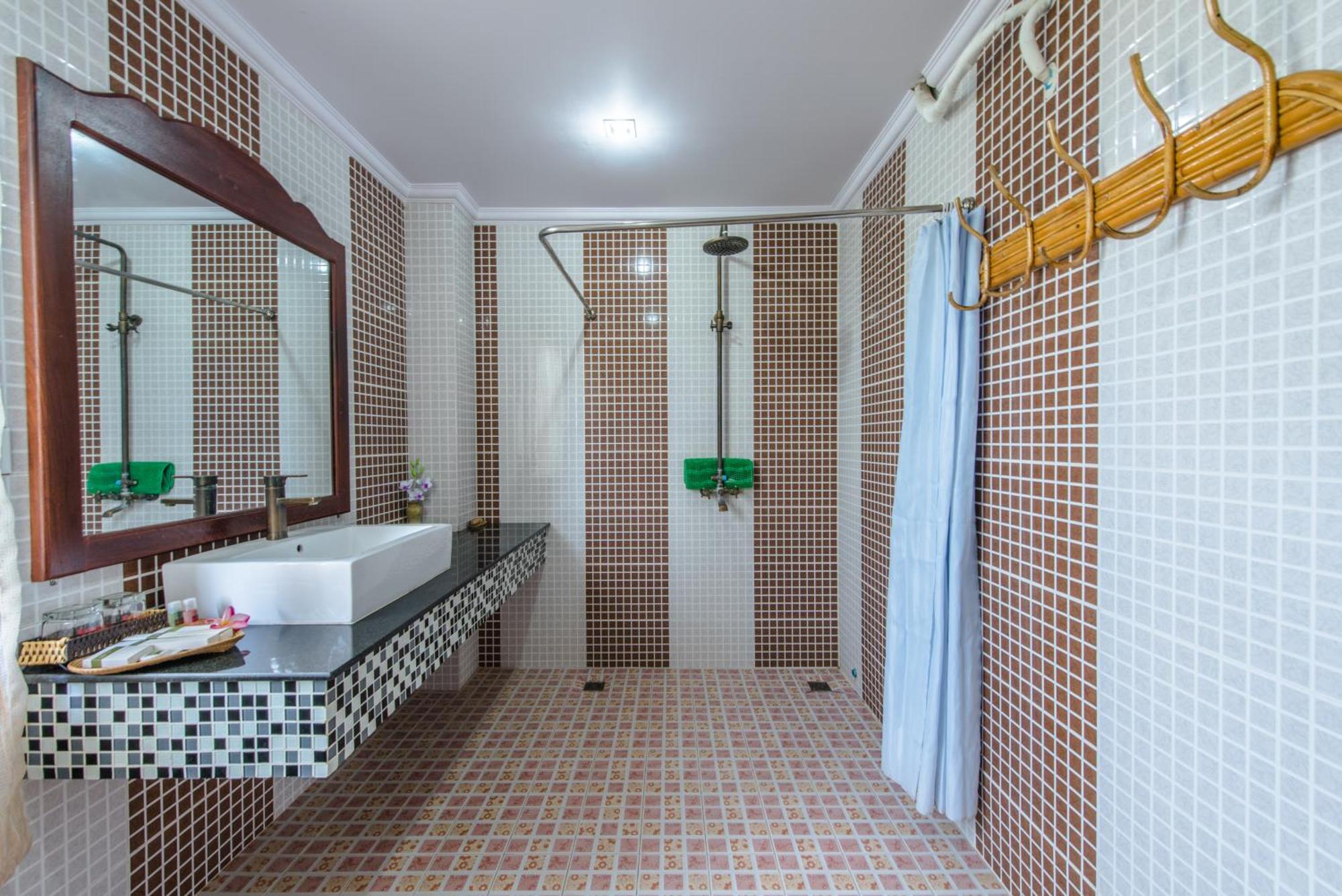 Delux Villa Battambang Ngoại thất bức ảnh