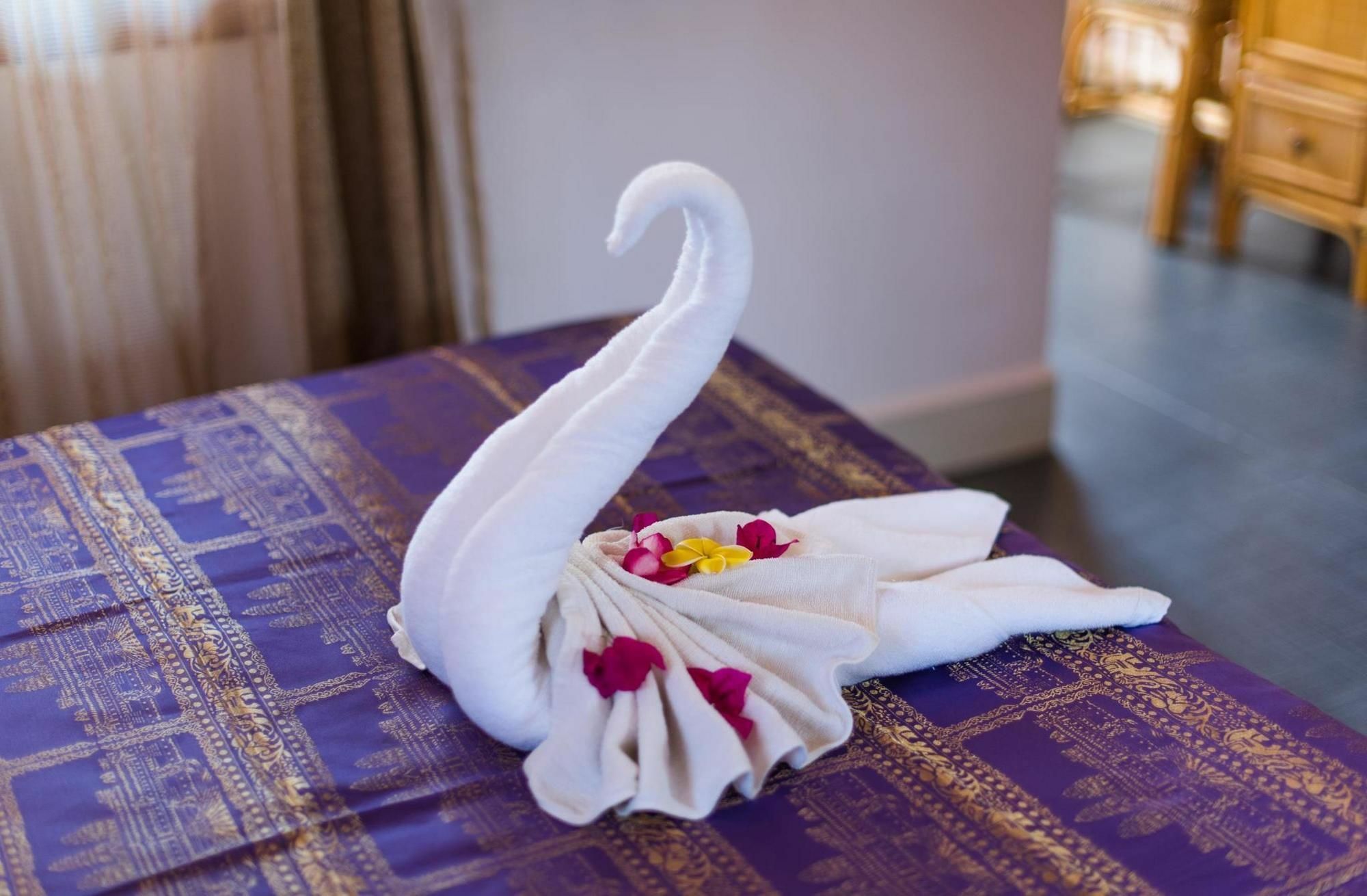 Delux Villa Battambang Ngoại thất bức ảnh